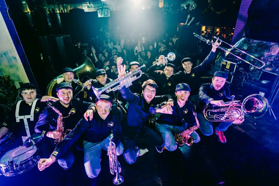 Tačmi Brass Band 
