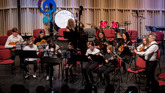 TAMBURAŠKI ORKESTER GLASBENE ŠOLE ČRNOMELJ