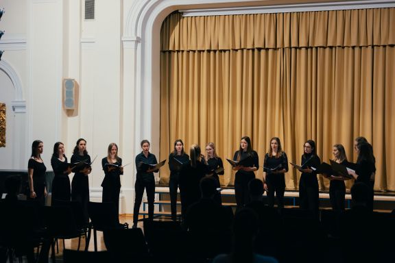 ŽENSKI  ZBOR VOKALNE AKADEMIJE LJUBLJANA