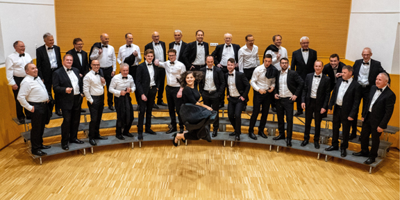 Komorni moški pevski zbor Davorina Jenka Cerklje na Gorenjskem