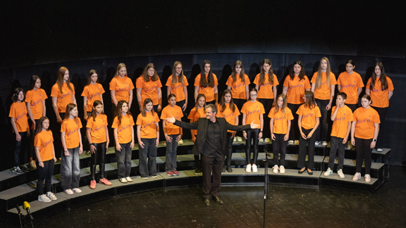 MPZ OŠ Destrnik – Trnovska vas, zborovodja Ernest Kokot